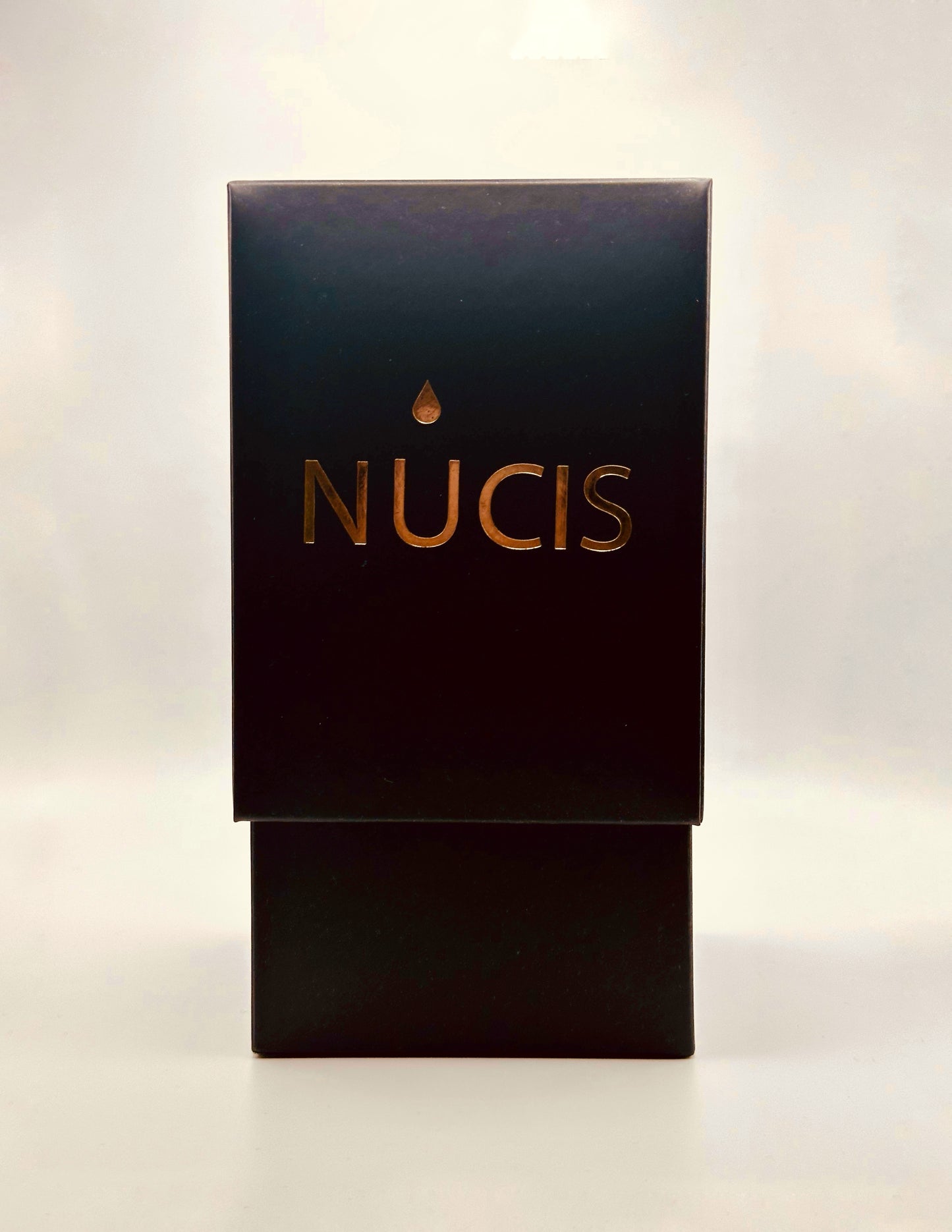 Nucis distillato di nocino