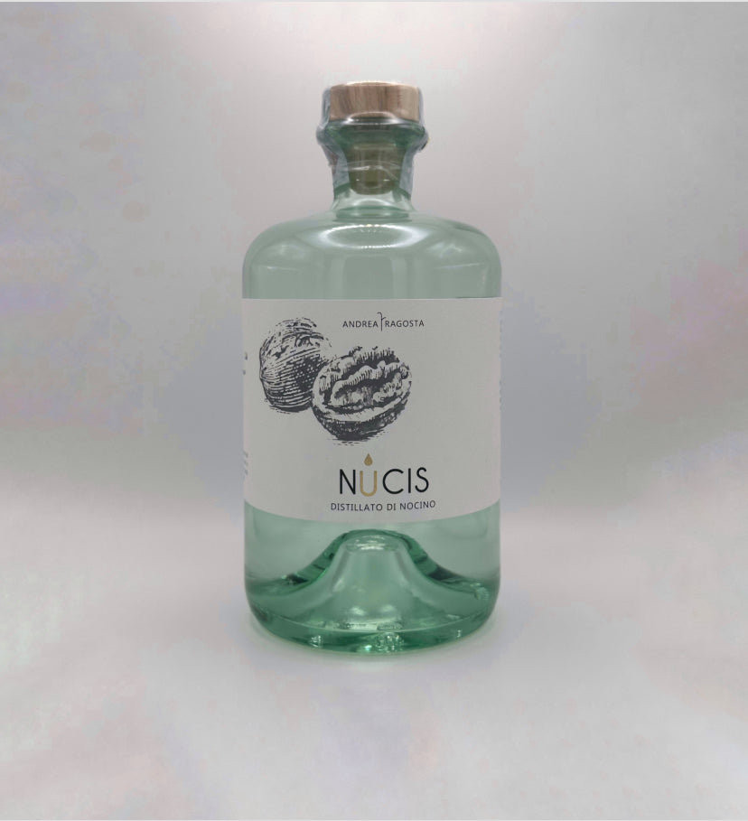 Nucis distillato di nocino
